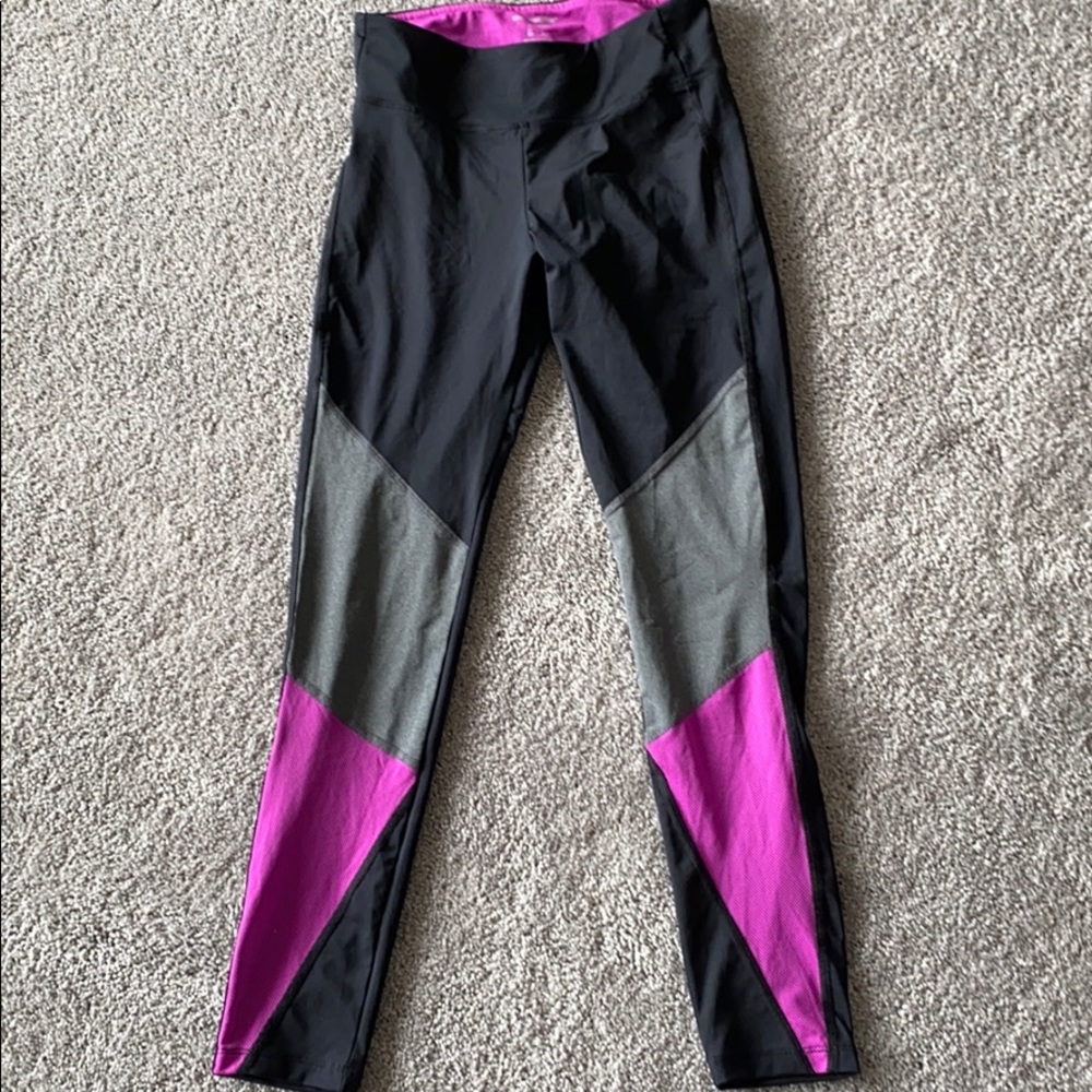 Color block mesh insert leggings